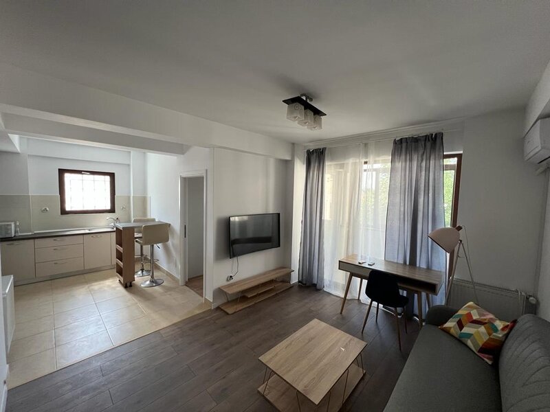 Decebal- adiacent, 2 camere bloc 2012