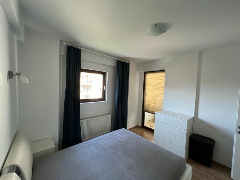 Decebal- adiacent, 2 camere bloc 2012