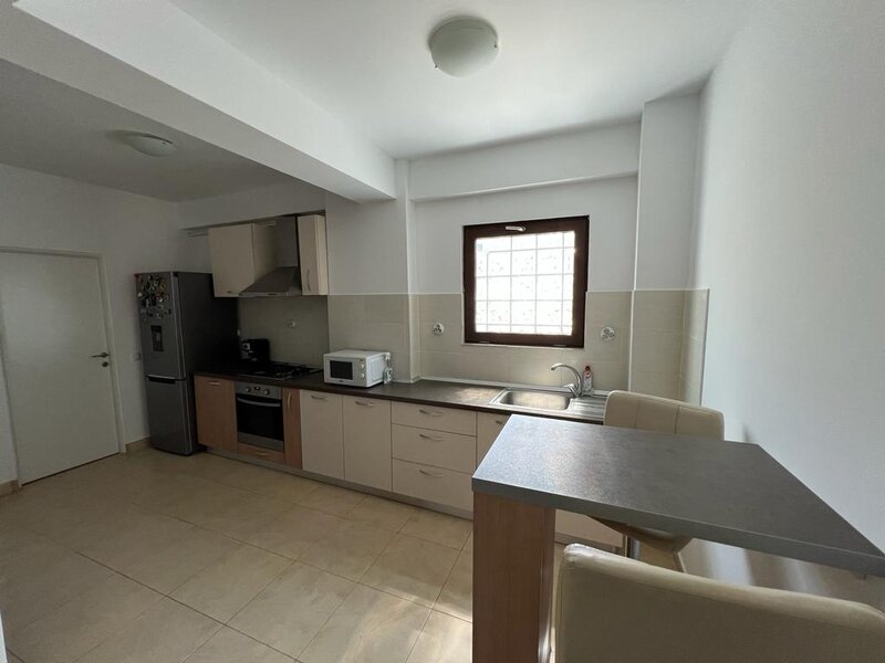 Decebal- adiacent, 2 camere bloc 2012